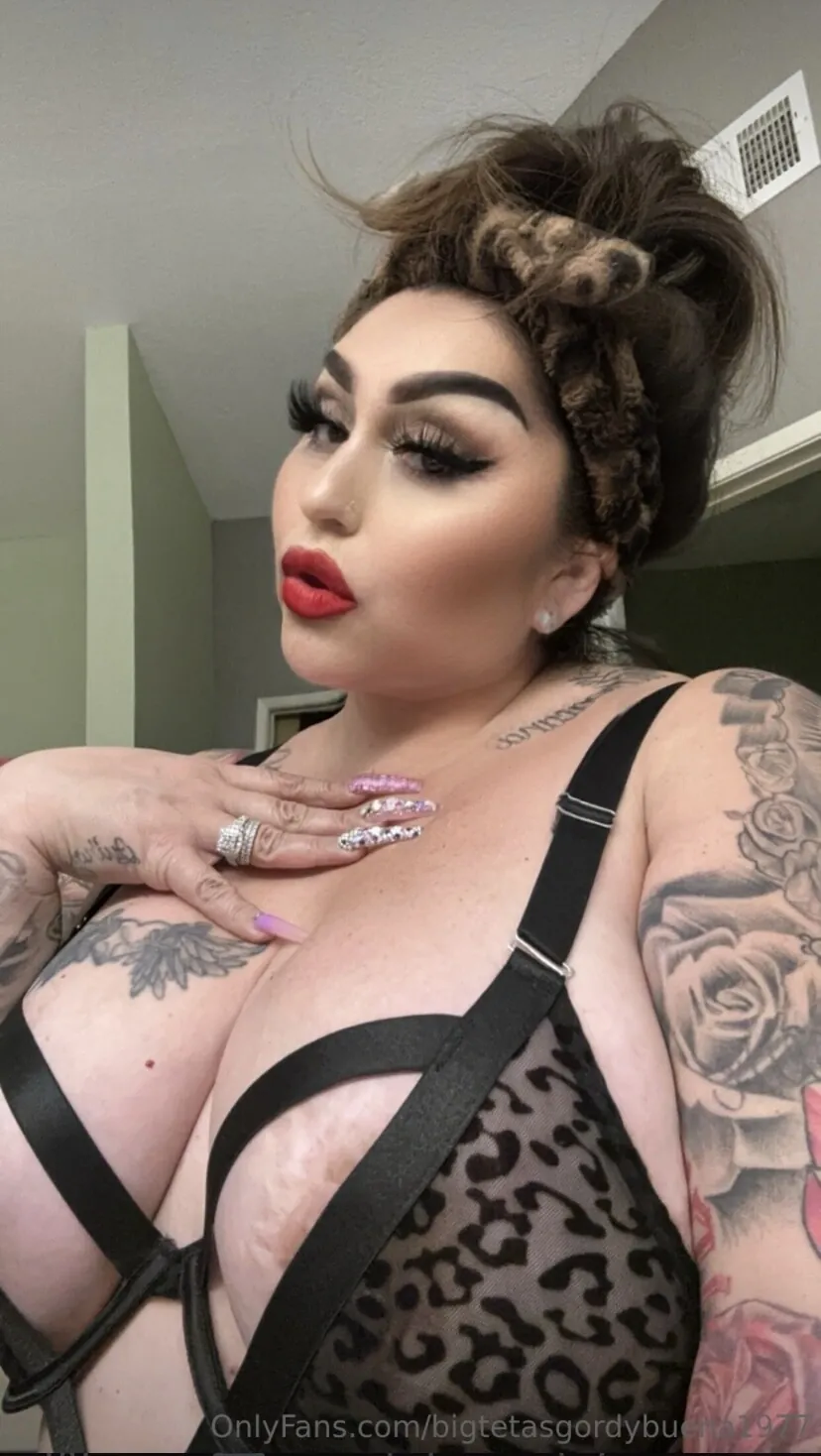 Bigtetasgordybuena1977 camshow