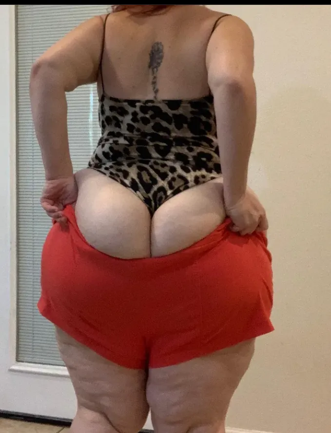 hourglassleigh (Leigh) camshow