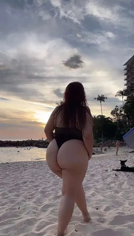 Kelly Del Rey @kellyypocket camshow