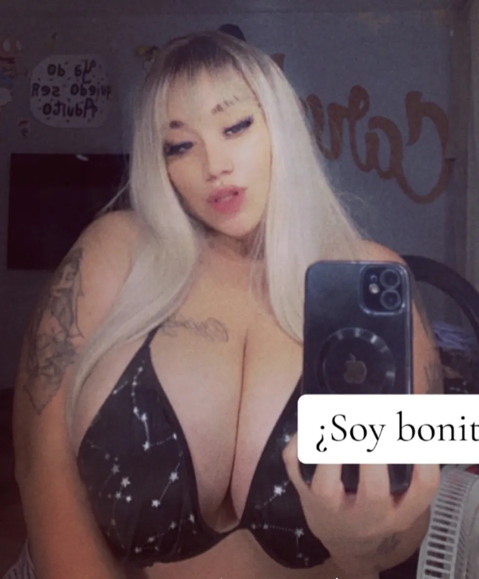 nat_gonzalez09 camshow