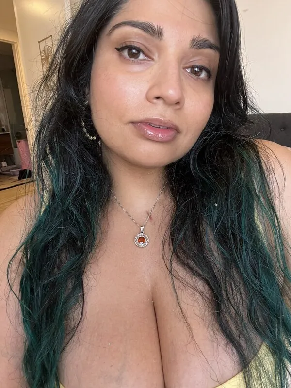 NotInTheFace camshow