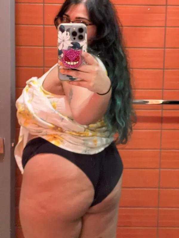 NotInTheFace camshow