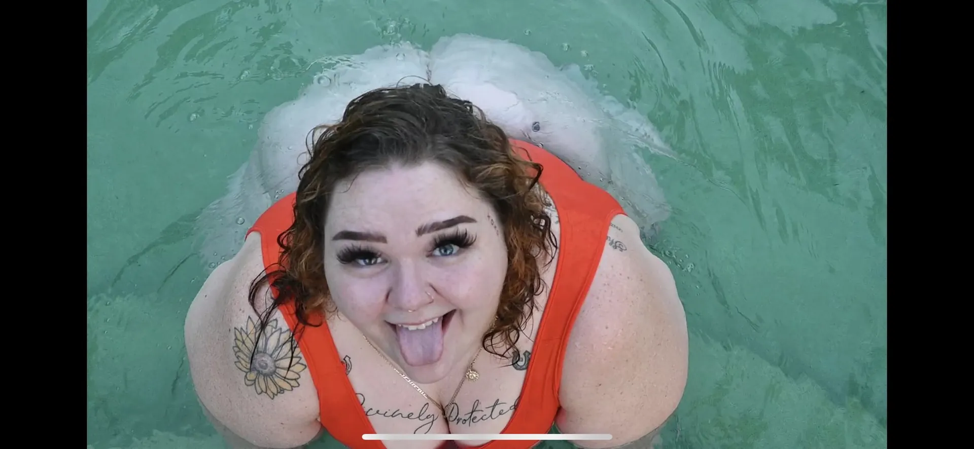 TallGlassofJess camshow