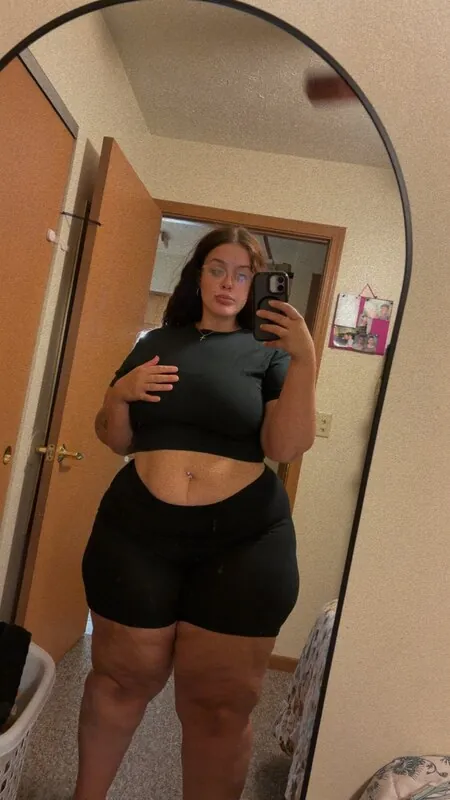 bigmamahaylee camshow