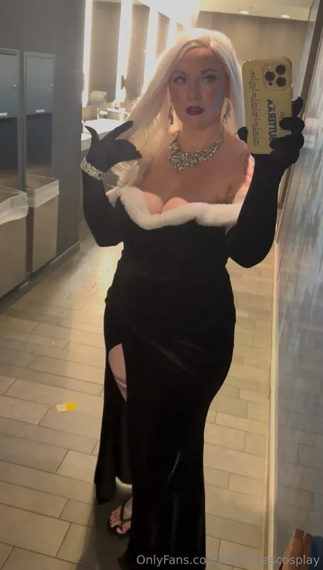 KittyDoesCosplay camshow