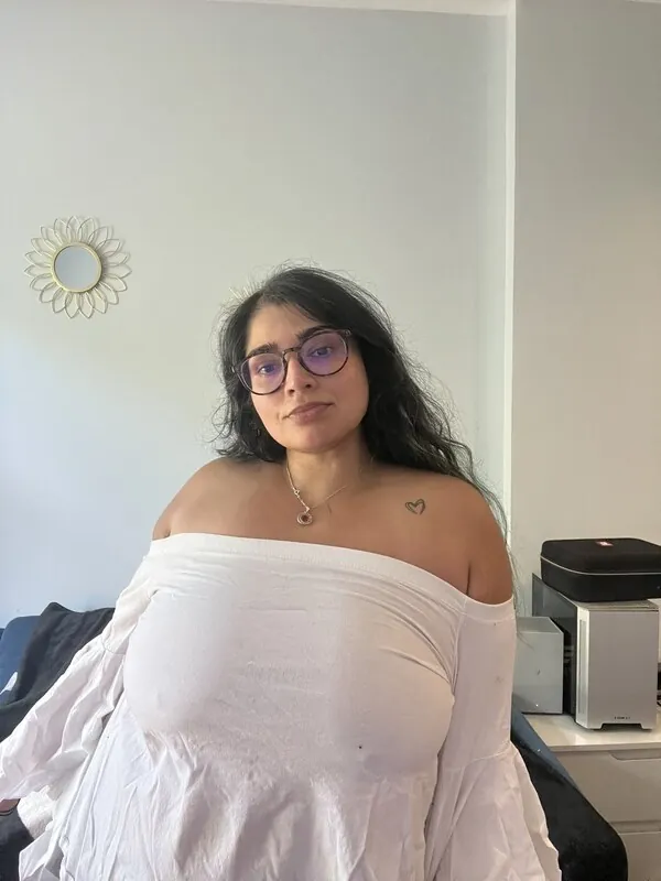 NotInTheFace camshow
