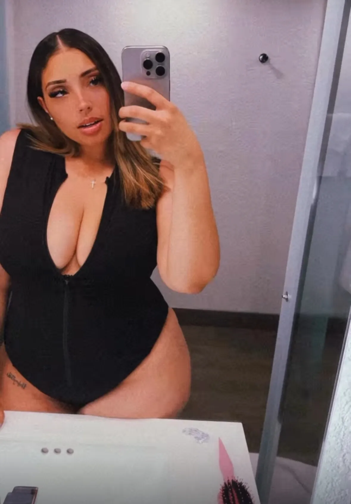 Thick Curvy BBW Baddie @Blessedd.dess camshow