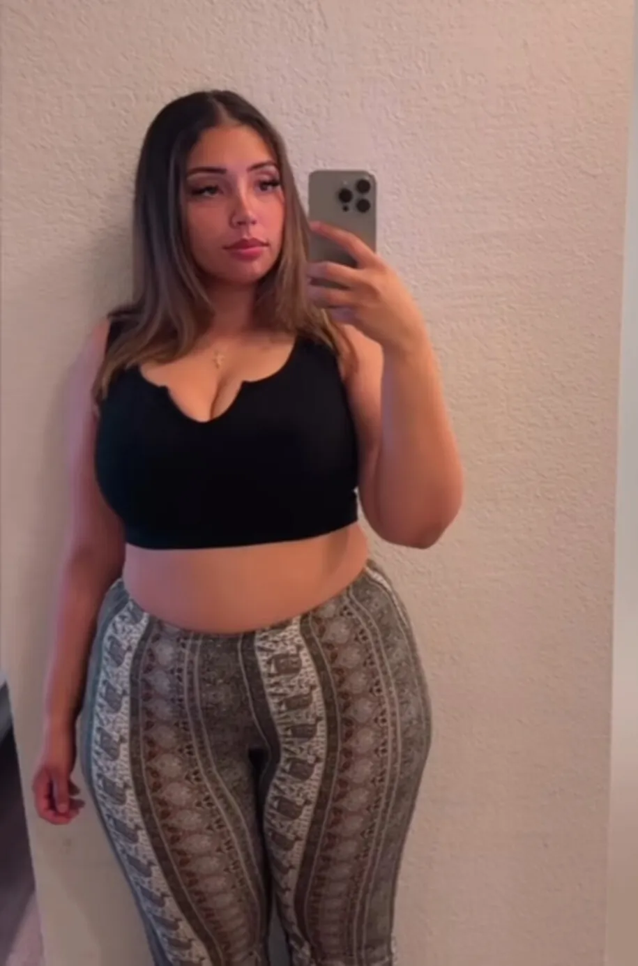 Thick Curvy BBW Baddie @Blessedd.dess camshow