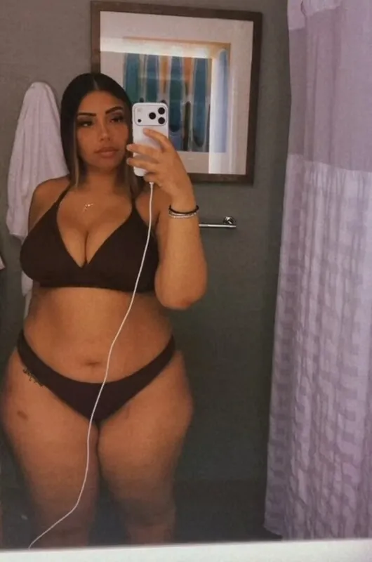 Thick Curvy BBW Baddie @Blessedd.dess camshow