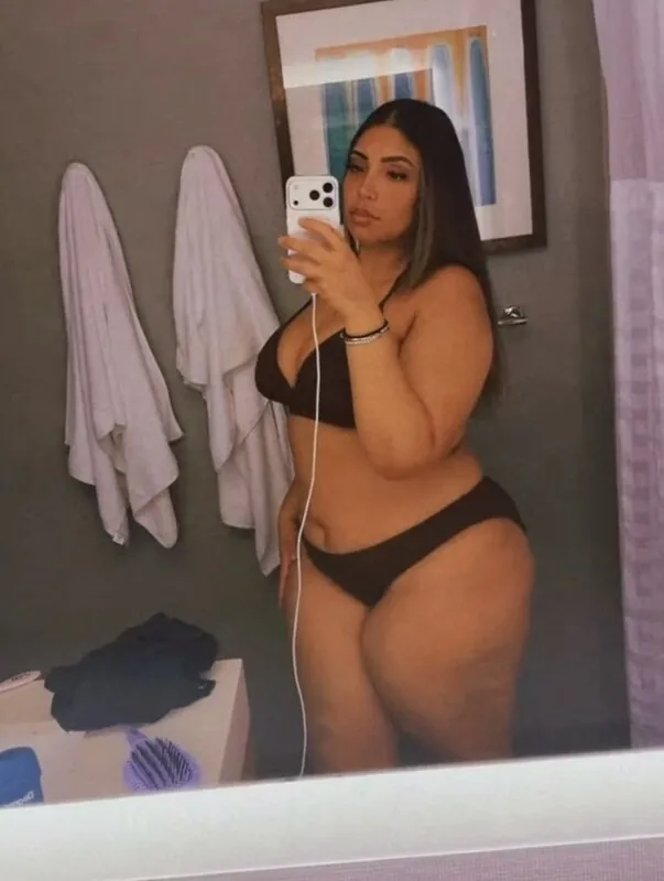 Thick Curvy BBW Baddie @Blessedd.dess camshow