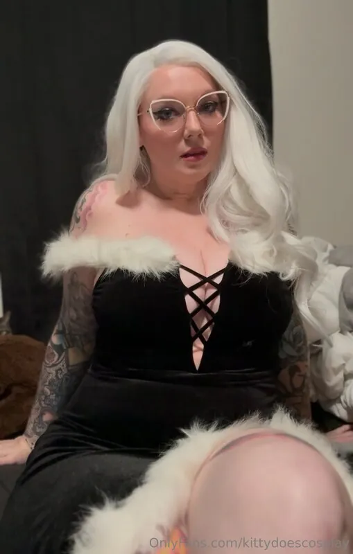 KittyDoesCosplay camshow