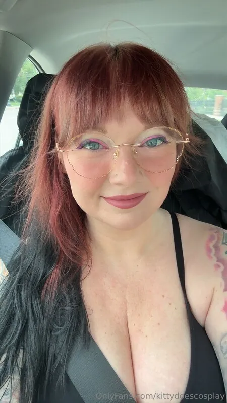 KittyDoesCosplay camshow