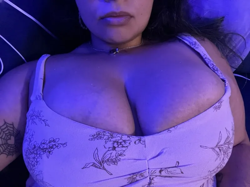 NotInTheFace camshow