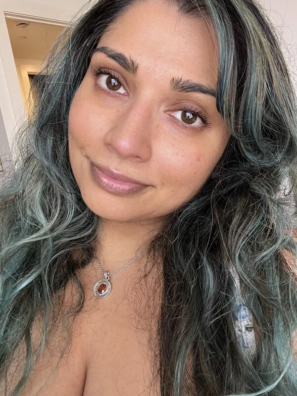 NotInTheFace camshow