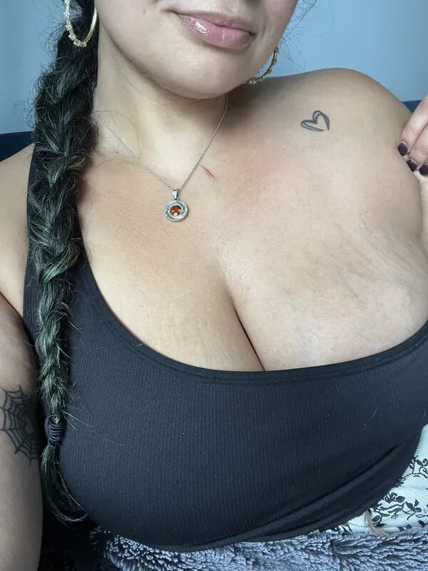 NotInTheFace camshow