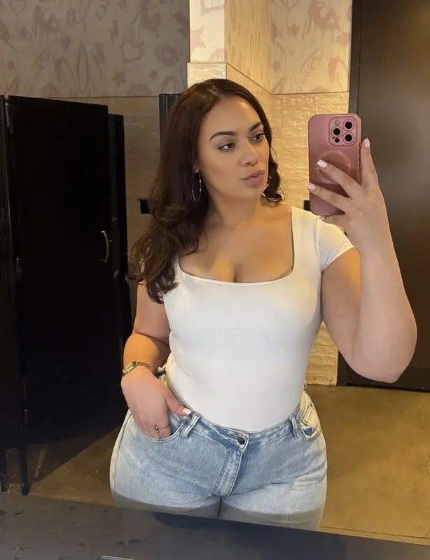 Thick Curvy BBW Baddie @Maliiixo camshow