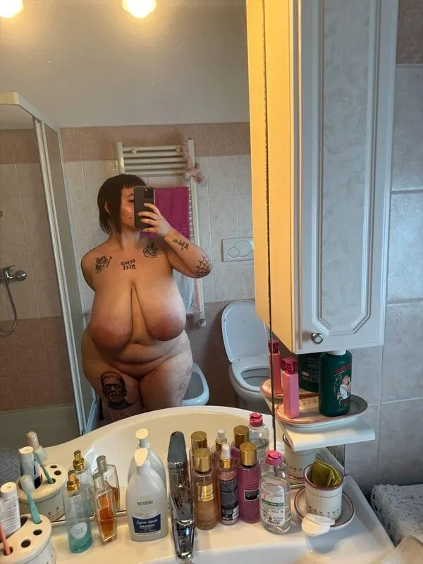 Valentina Bonetalli  vvalentinabonetalli camshow