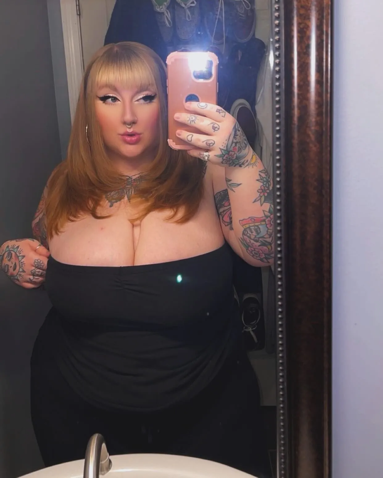 Mystique.Samantha camshow