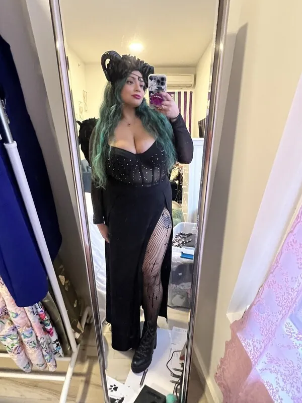 NotInTheFace camshow